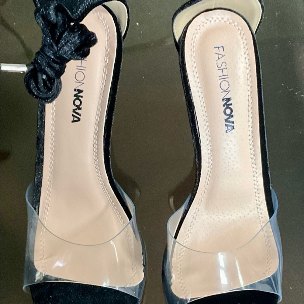 Elegant Black Stiletto Heels 9M